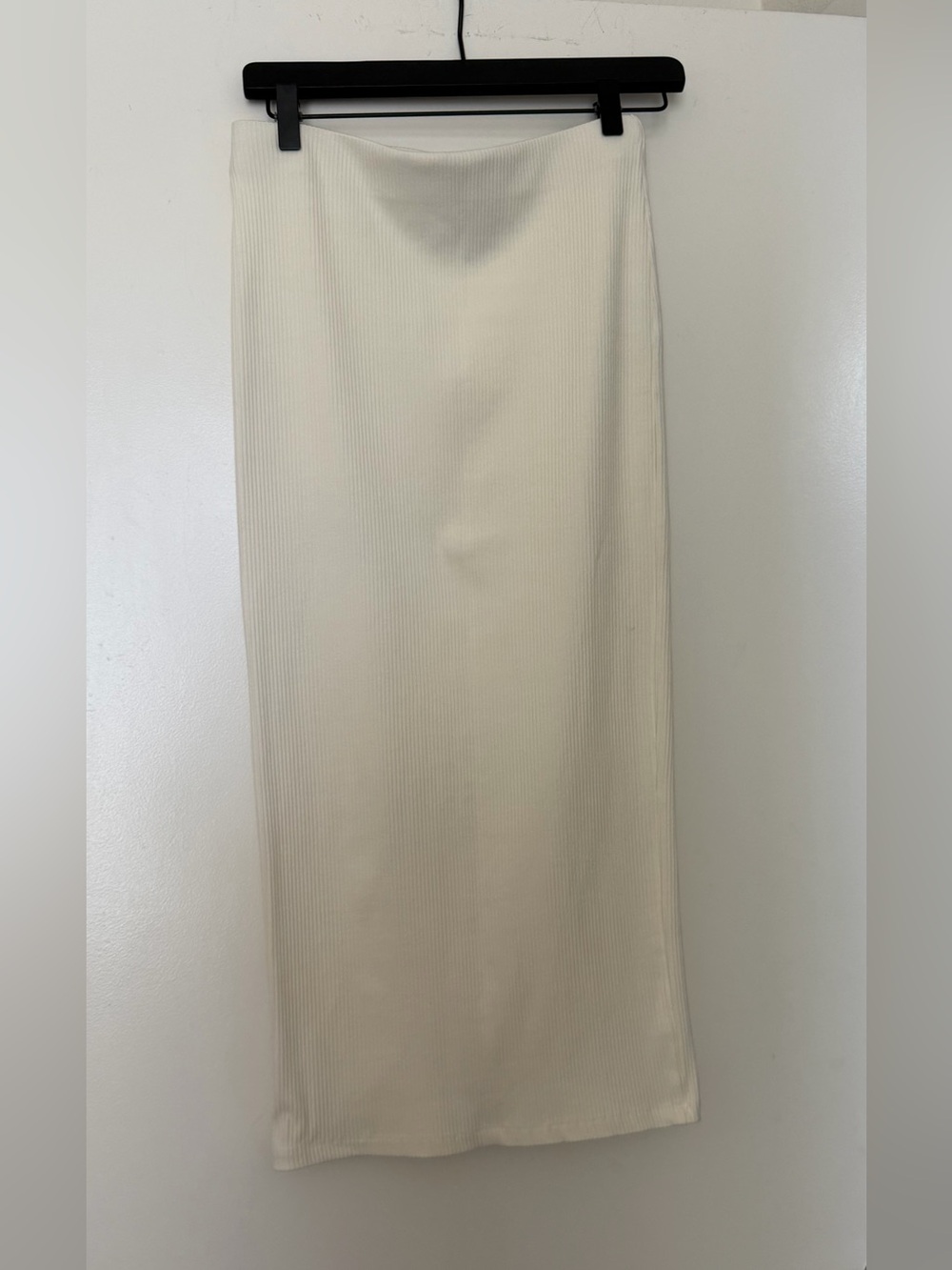 Women's Ribbed Midi Skirt in Ivory